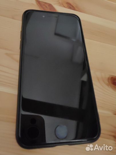 iPhone SE (2020), 64 ГБ