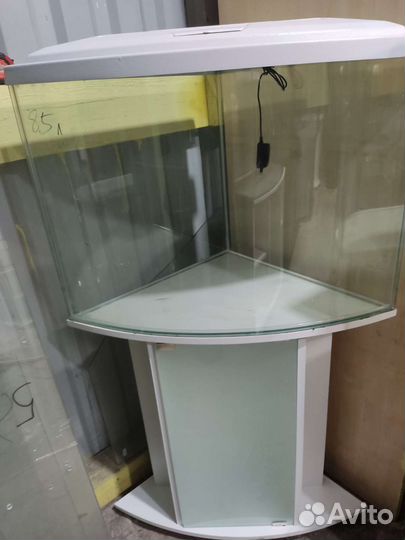 Аквариум угловой 85 л. С тумбой