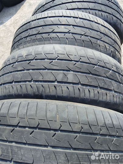 Toyo Tranpath MPZ 215/60 R16