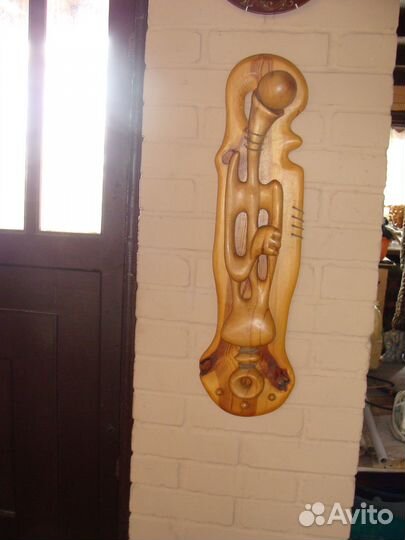 Саксофонист. Панно