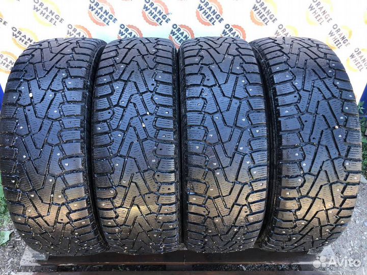 Pirelli Ice Zero 215/65 R17