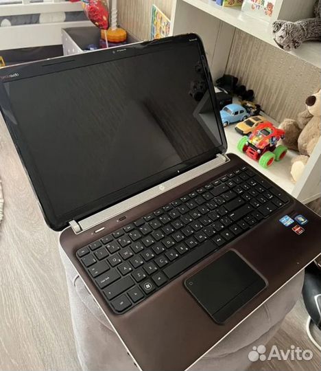 Продам ноутбук на i5