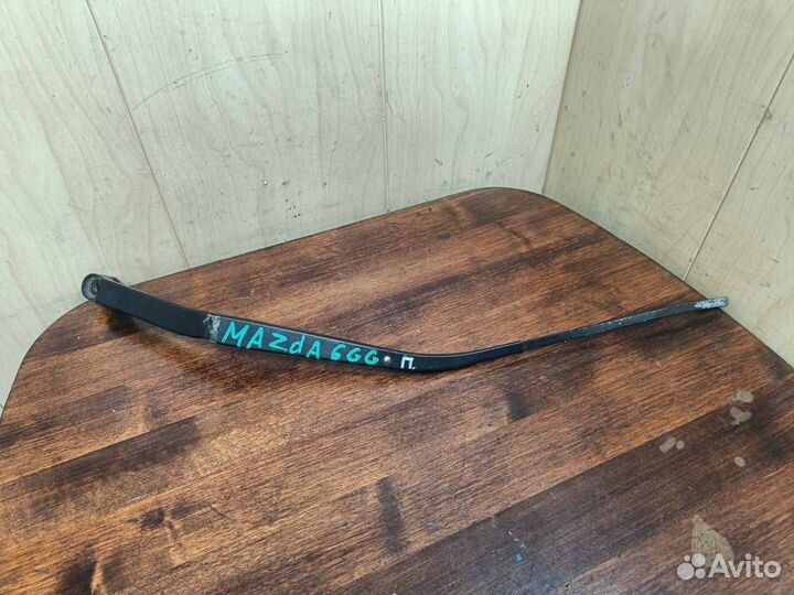 Поводок дворника правый Mazda 6 GG