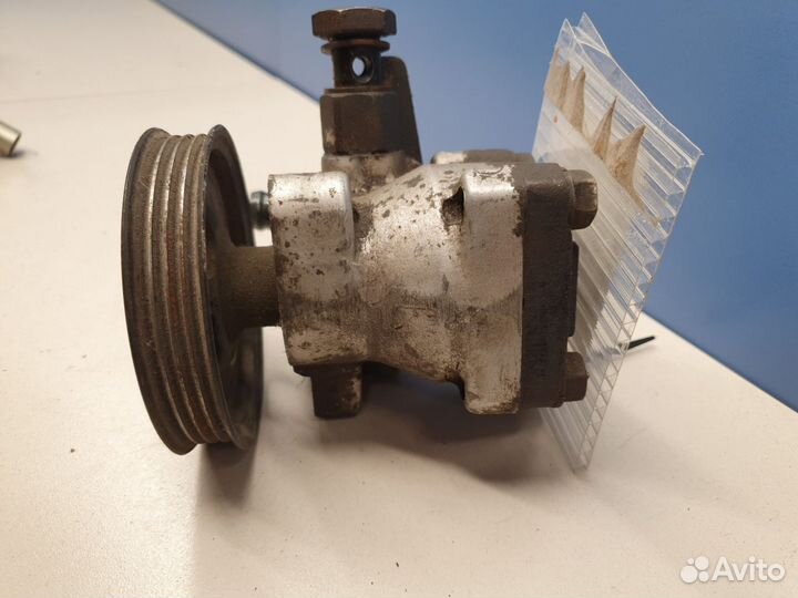 Насос гидроусилителя руля Hyundai Getz 2002-2011