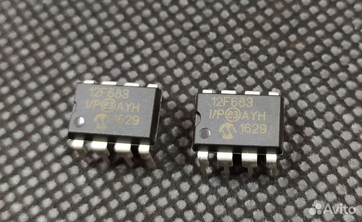Микросхемы PIC 12F683 Microchip dip-8