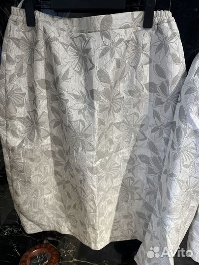 Костюм женскии новый Беларуссия