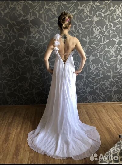 Свадебное платье длинное