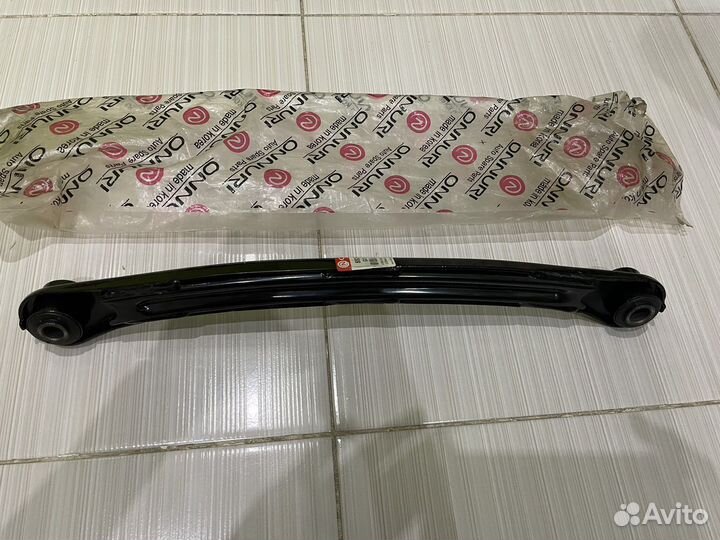 Задний левый рычаг Хендай accent