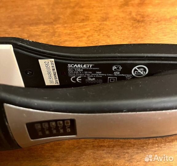 Выпрямитель для волос Scarlett SC-1064