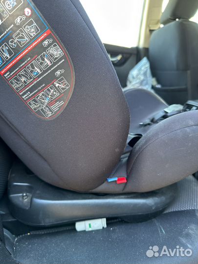 Детское автомобильное кресло