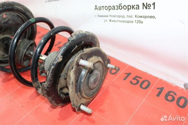 Стойка подвески передняя правая Toyota Rav4 20