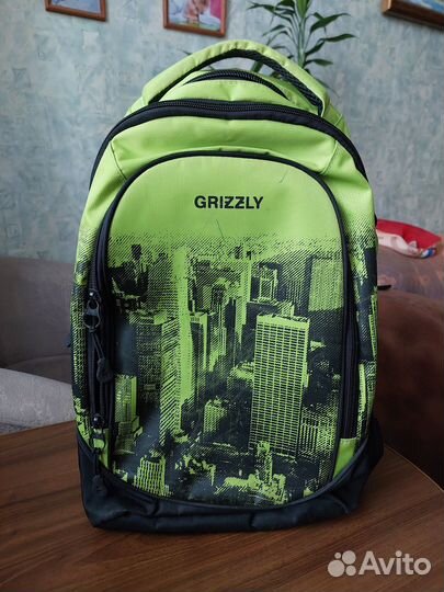 Школьный рюкзак