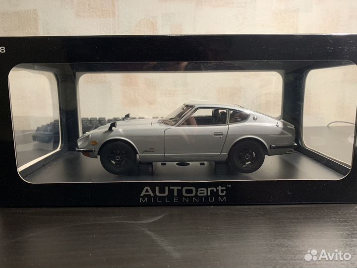 Nissan Fairlady Z432(PS30) autoart 1:18