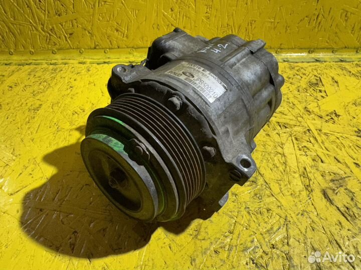 Компрессор кондиционера Range Rover 4.2 суперчардж