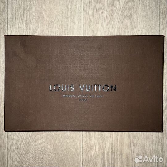 Шаль Louis Vuitton, Оригинал