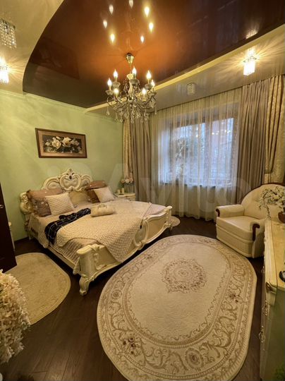 3-к. квартира, 114 м², 1/6 эт.