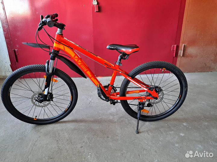 Велосипед горный подростковый