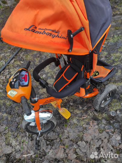 Трехколесный велосипед