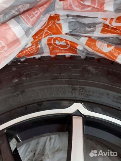 R15 Nokian Tyres Hakkapeliitta 5 195/65, PCD 5x105 DIA 57