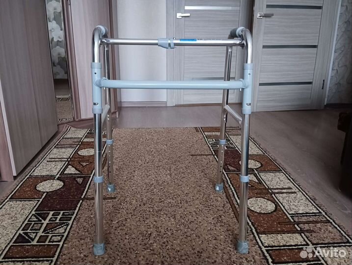 Ходунки для взрослых