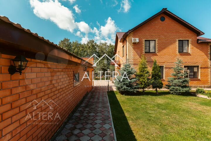 Дом 180 м² на участке 11,3 сот.