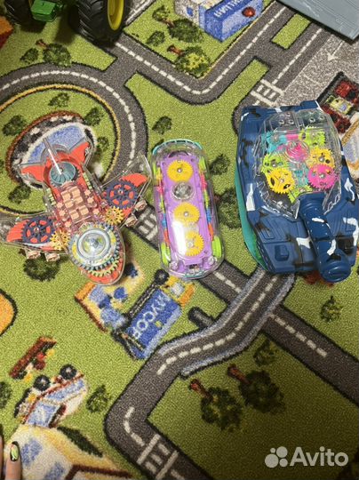 Машинки светящиеся