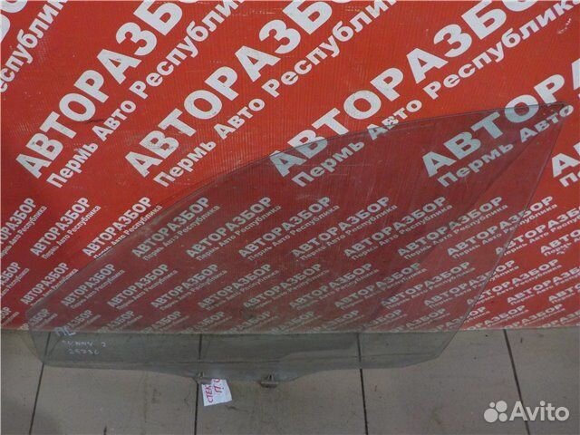 Стекло двери переднее левое Nissan Sunny traveller