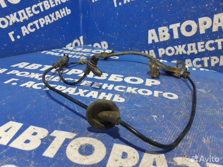 Задний правый датчик ABS Mitsubishi Lancer 10