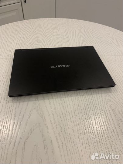 Ноутбук gigabyte g5