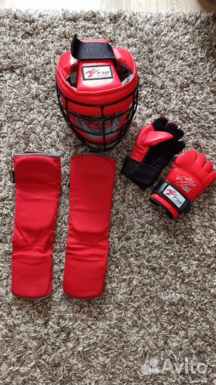 Щитки, краги,шлем,ракушка