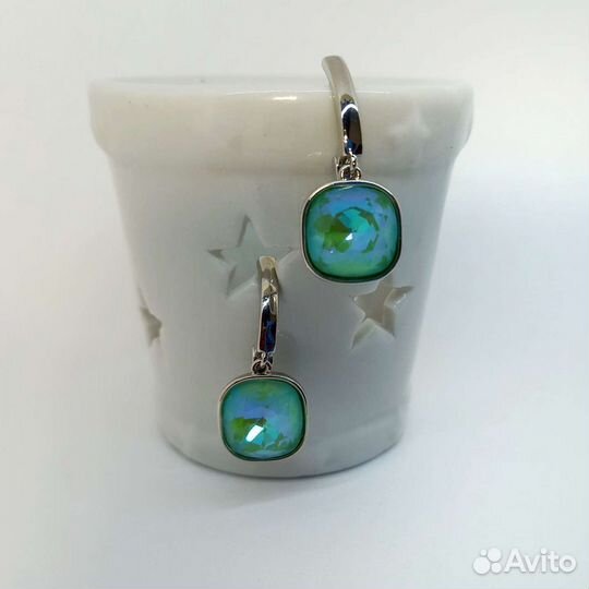 Серьги с кристаллами