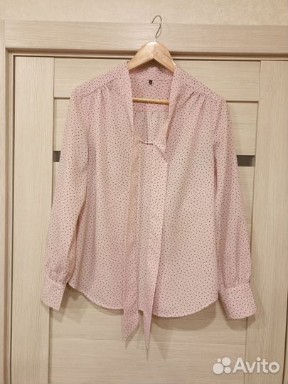 Блузка женская 46 р длинный рукав нарядная