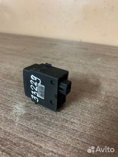 Кнопка корректора фар Micra, Note