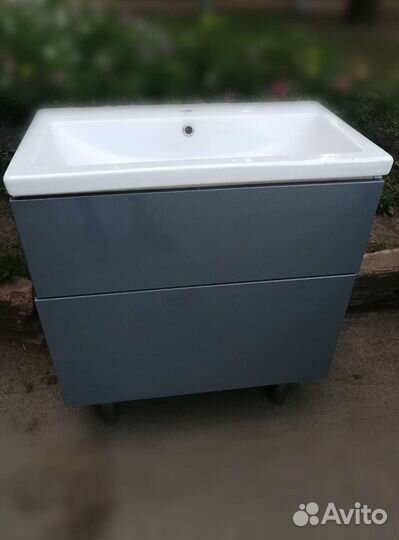 Тумба для ванной с раковиной