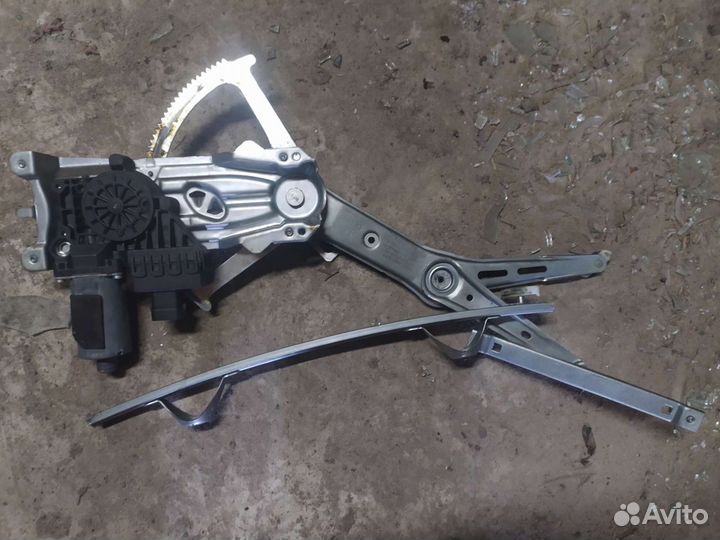 Стеклоподъемник электро Опель Астра H Купэ