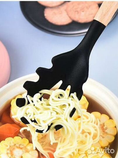 Набор кухонных ножей с подставкой, принадлежностей