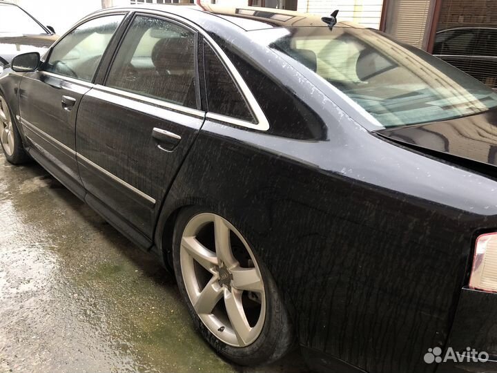 Audi A8 4.2 AT, 2005, битый, 150 000 км