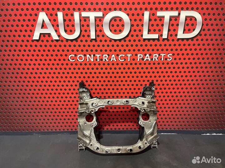 Балка подвески передняя (подрамник) Mercedes-Benz