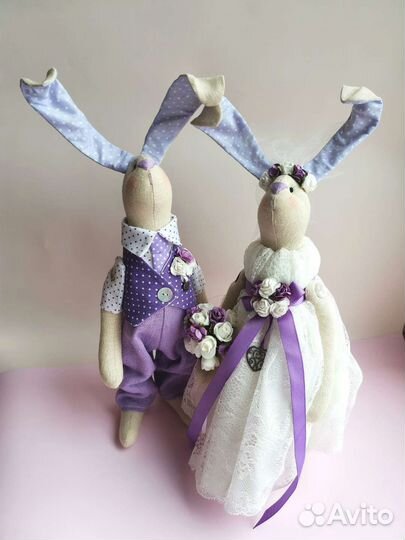 Игрушка ручной работы Свадебная пара Зайцы