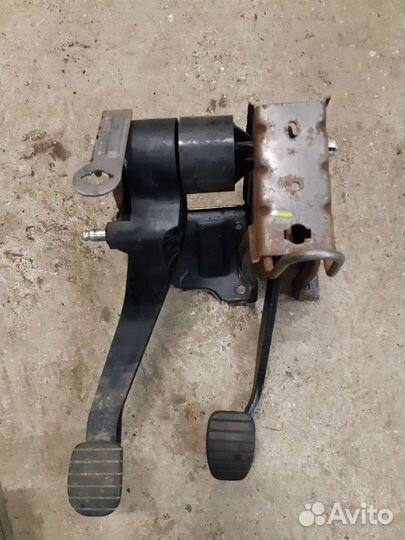 Педальный узел Renault Duster