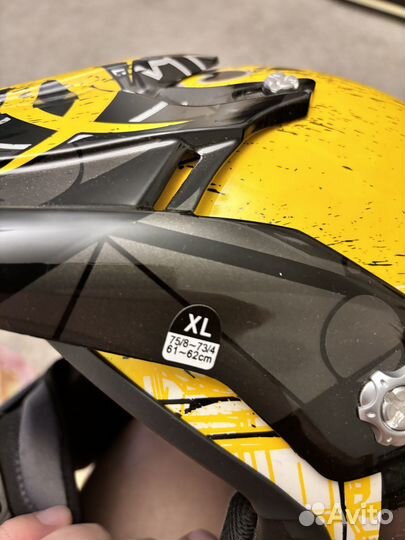 Шлем для снегохода brp