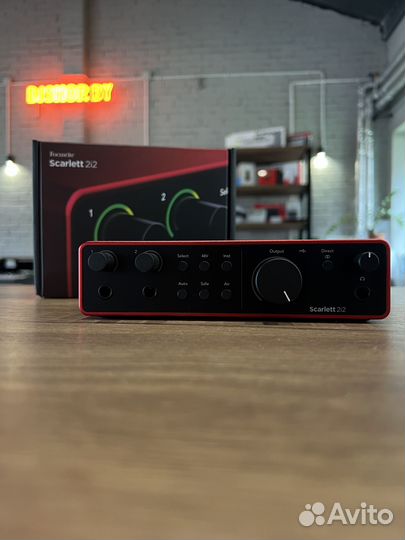 Focusrite Scarlett 2i2 4rd Gen