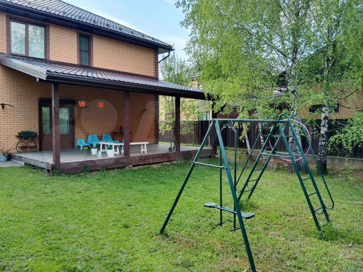 Дом 165 м² на участке 7,5 сот.