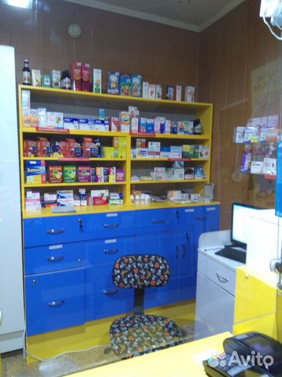 Торговые витрины для аптеки