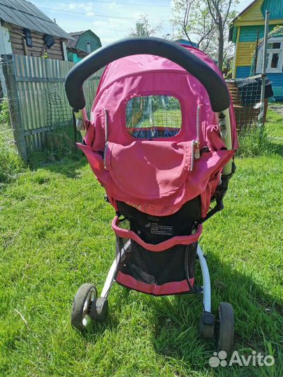 Прогулочная коляска
