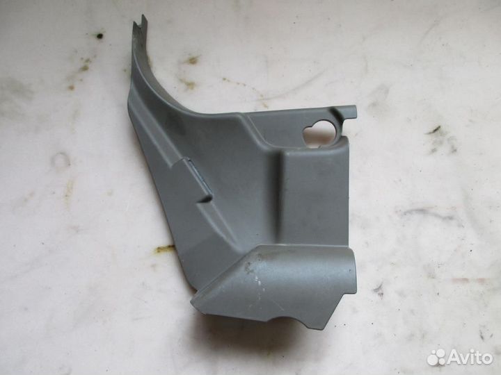 Накладки передних стоек Range Rover Sport L320 3