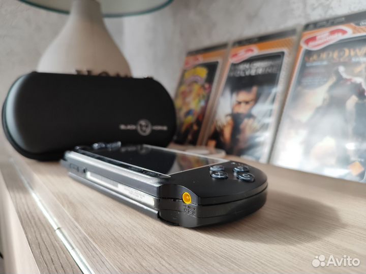 Sony PSP E1008 street 8гб/идеальное состояние