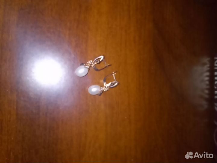 Золотые серьги с жемчугом