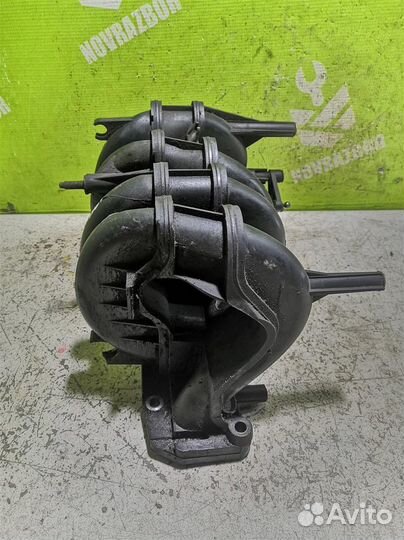 Коллектор впускной Рено Клио 2 Симбол