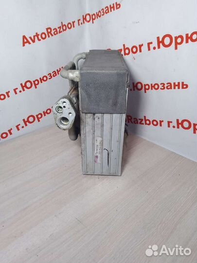 Испаритель кондиционера Mitsubishi Carisma